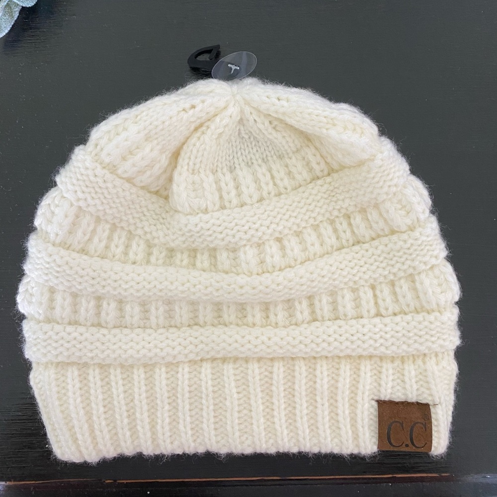 Womens C.C cream colored toboggan